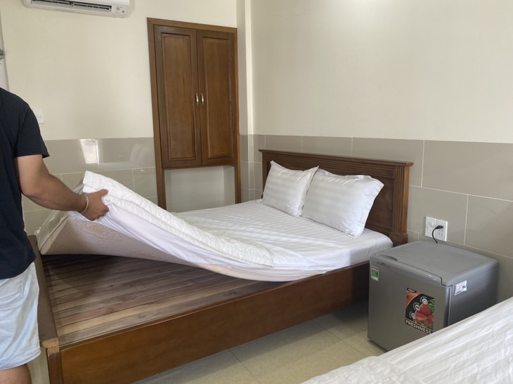 Khách sạn Dreamer bị khách cố tình làm bẩn bị phạt 2 lỗi - Ảnh 1. Khách sạn Dreamer bị khách cố tình làm bẩn bị phạt 2 lỗi - Ảnh 1.