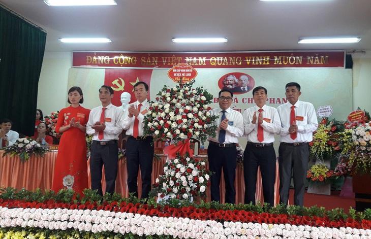 Thừa 14 phiếu bầu, ĐH Đảng bộ xã ở Hà Nội phải tổ chức bầu lại - Ảnh 1. Thừa 14 phiếu bầu, ĐH Đảng bộ xã ở Hà Nội phải tổ chức bầu lại - Ảnh 1.