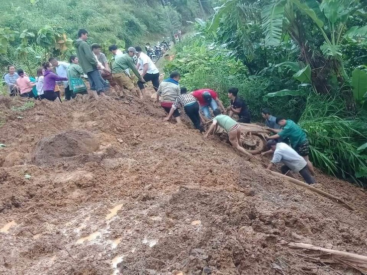 Mưa lớn tại Lai Châu, Lào Cai, một người bị lũ cuốn trôi - Ảnh 1.