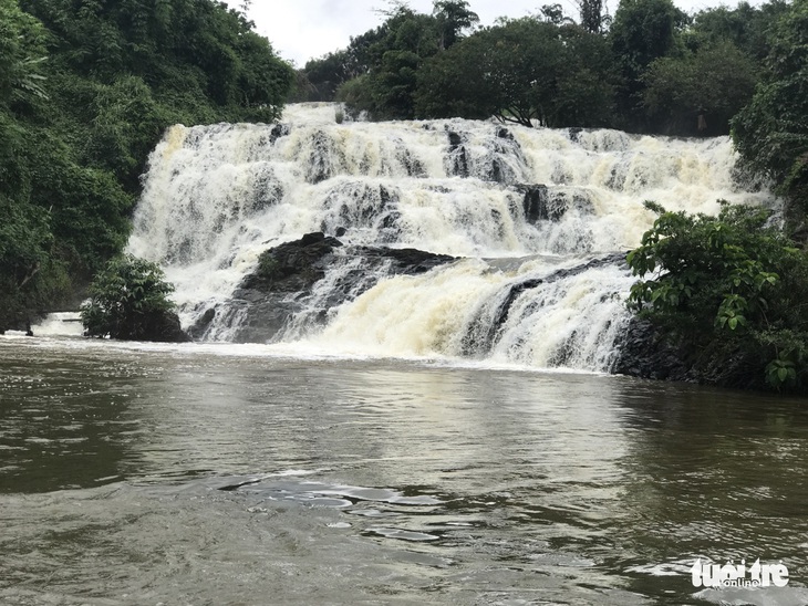 Thủy điện chắn thác 5 tầng: Địa phương ủng hộ, doanh nghiệp mừng nhưng dân phản đối - Ảnh 6.