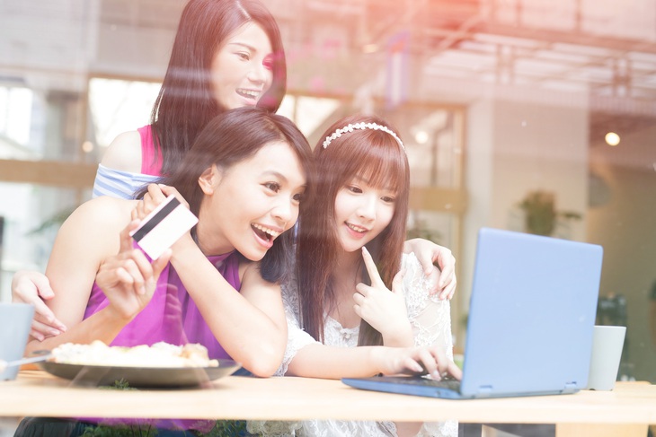 Hành động nhỏ góp phần thay đổi lớn cho nền kinh tế tiêu dùng thời 4.0 - Ảnh 3. Hành động nhỏ góp phần thay đổi lớn cho nền kinh tế tiêu dùng thời 4.0 - Ảnh 3.