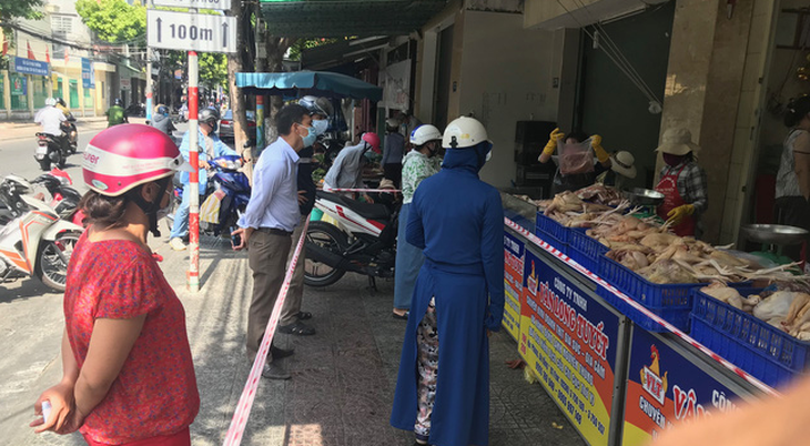 Đà Nẵng tính phương án phát phiếu, dân 2-3 ngày đi chợ một lần để phòng dịch - Ảnh 1.