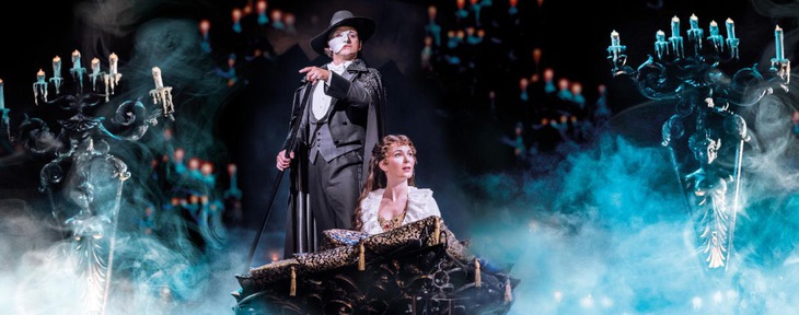 Tác giả của vở nhạc kịch Phantom of the Opera tình nguyện thử vắc xin - Ảnh 3.