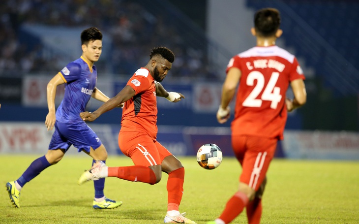 Chất lượng ngoại binh ở V-League 2020: Mếu nhiều hơn cười - Ảnh 1. Chất lượng ngoại binh ở V-League 2020: Mếu nhiều hơn cười - Ảnh 1.