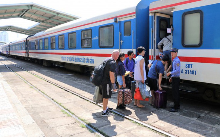 Mở thêm 2 đôi tàu tuyến TP.HCM - Nha Trang dịp Quốc khánh 2-9