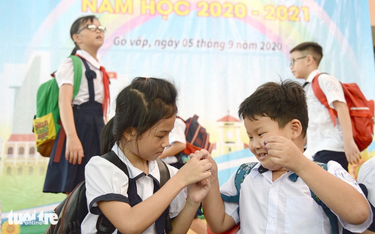 Giảm thủ tục khi học sinh xin chuyển trường - Ảnh 2.