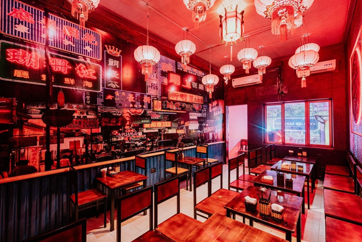 Hong Kong thu nhỏ trong quán ăn cho giới trẻ mới toanh - Ảnh 2. Hong Kong thu nhỏ trong quán ăn cho giới trẻ mới toanh - Ảnh 2.