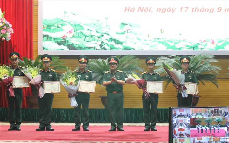 Dân vận trong quân đội cần trọng dân, có trách nhiệm với dân - Ảnh 1.