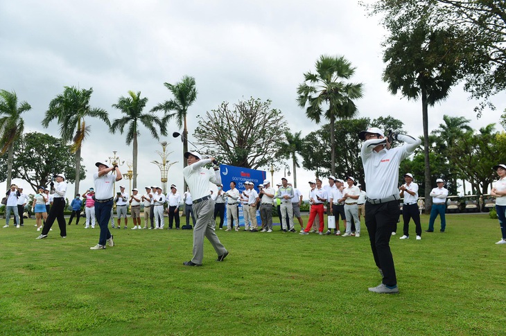 Giải Golf for Start-up 2020: Các golfer vượt qua khó khăn về thời tiết - Ảnh 18.