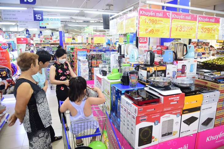 Cuối tuần đi siêu thị nhận “siêu ưu đãi” - Ảnh 1. Cuối tuần đi siêu thị nhận “siêu ưu đãi” - Ảnh 1.