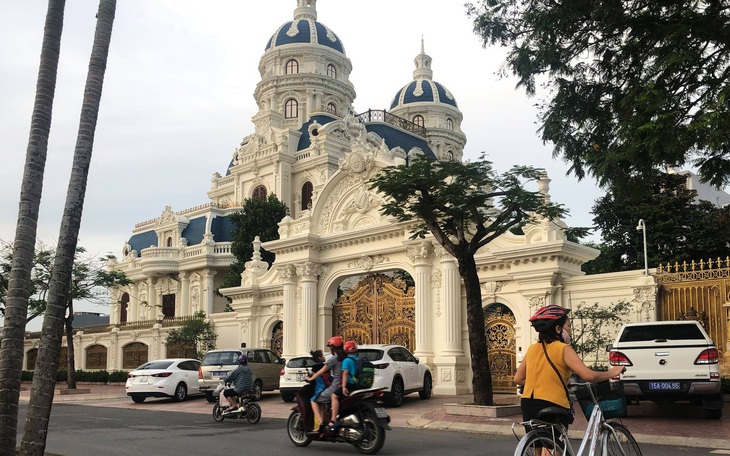 Đại gia xăng dầu Ngô Văn Phát lập nhiều công ty 