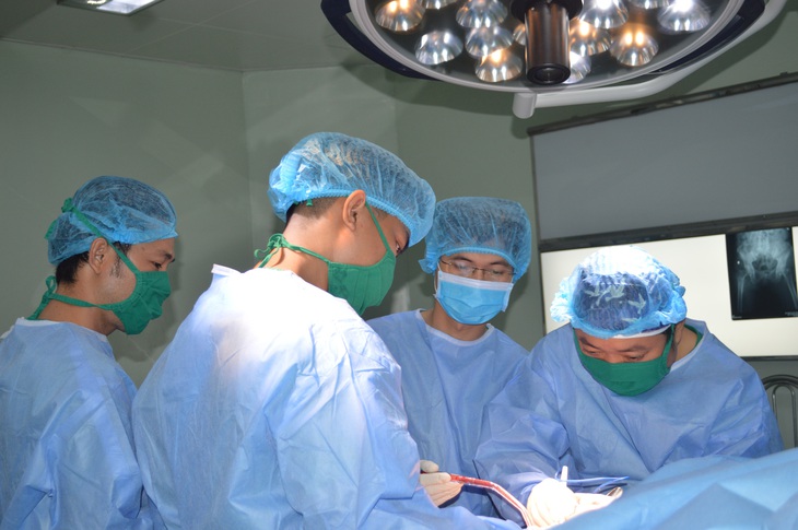 Bệnh viện Đa khoa trung ương Cần Thơ: Không  ngừng nâng tầm chất lượng - Ảnh 2.