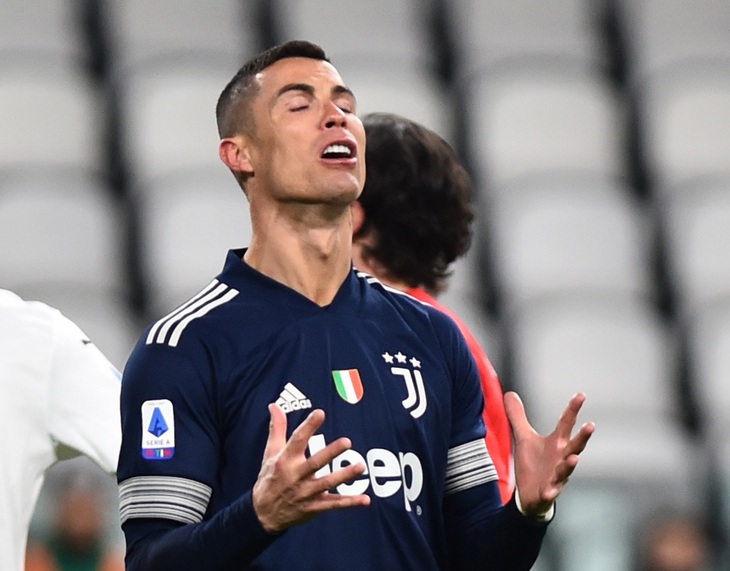 Ronaldo chuộc lỗi với bàn thắng phút 90+2 giúp Juve giành 3 điểm - Ảnh 3.