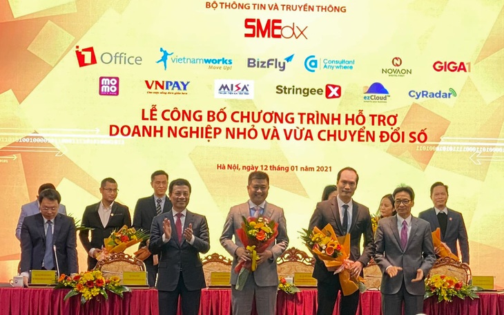 Công bố chương trình hỗ trợ chuyển đổi số cho doanh nghiệp vừa và nhỏ