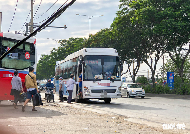 Dẹp loạn bến cóc, xe dù: Cần tăng cường xử lý qua hình ảnh - Ảnh 5.