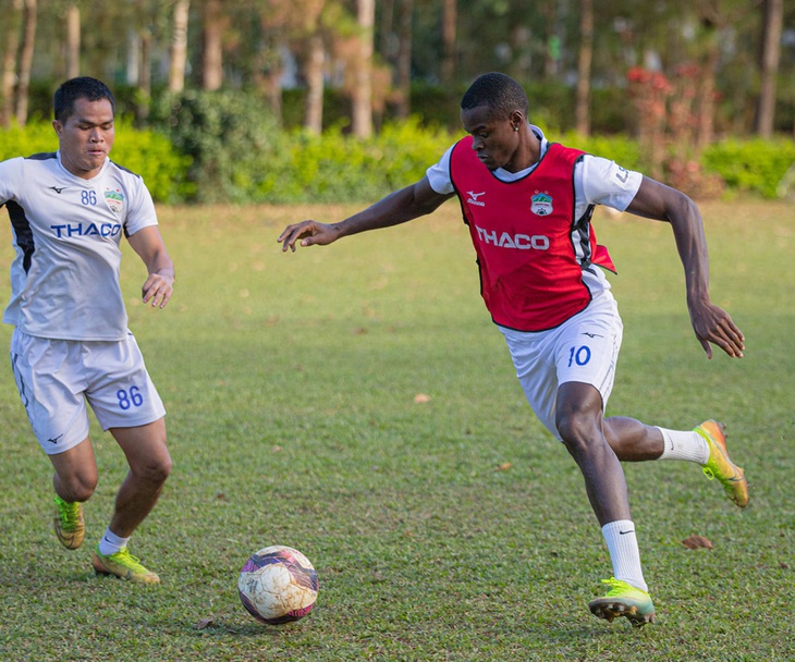 Những ngoại binh đáng xem ở V-League 2021 - Ảnh 4.