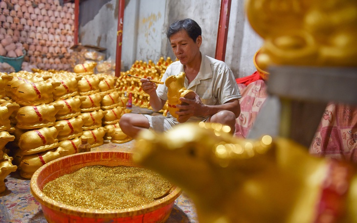 Nhộn nhịp làm trâu vàng 