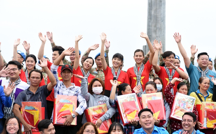 Mùa xuân biển đảo: Khởi động hành trình 