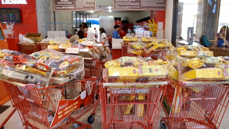 Tha hồ sắm tết, Lotte Mart ‘đồng hành cùng bạn, nhẹ gánh chi tiêu’ - Ảnh 4.