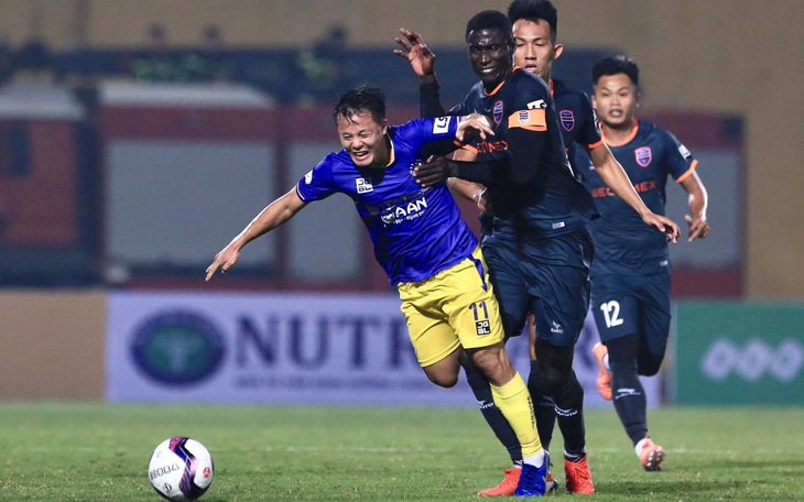 CLB Hà Nội thua trận thứ hai liên tiếp tại V-League 2021