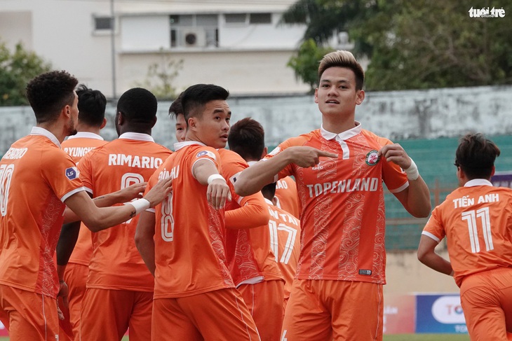 Hậu vệ đội tuyển Việt Nam muốn cải thiện khả năng ghi bàn - Ảnh 1. Hậu vệ đội tuyển Việt Nam muốn cải thiện khả năng ghi bàn - Ảnh 1.