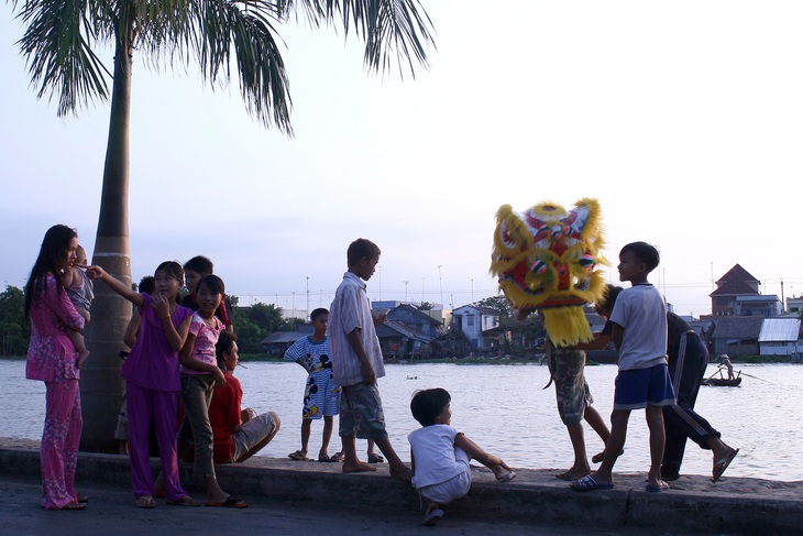 Tết xưa - Tết nay: Nhớ cái bong bóng lợn - Ảnh 2.