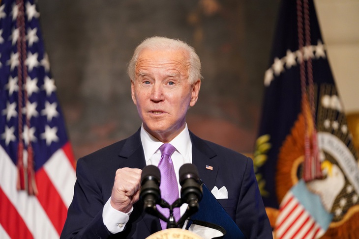 Tỉ lệ ủng hộ ông Biden sau 1 tuần tại vị cao hơn toàn bộ nhiệm kỳ ông Trump - Ảnh 1.