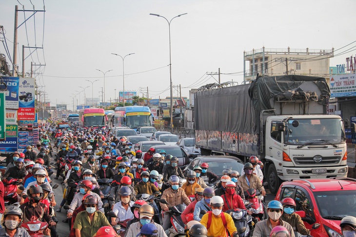 Bảo hiểm bắt buộc xe máy: sắp được giảm thủ tục, tăng quyền lợi - Ảnh 2.