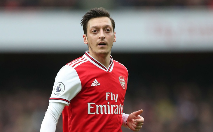 Điểm tin thể thao tối 6-1: Mesut Ozil đồng ý đến Fenerbahce, Man City thêm 2 cầu thủ nhiễm COVID-19 - Ảnh 2.