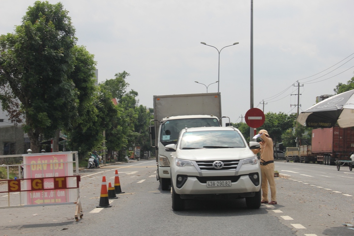 Đi lại giữa Đà Nẵng và Quảng Nam: quá gần nhưng quá tốn thời gian - Ảnh 1.