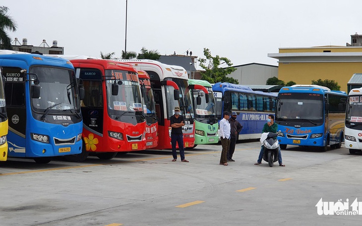 Tin sáng 15-10: TP.HCM đề xuất 2 trường đầu tiên học lại; nhiều tỉnh thành sửa, nhưng vẫn trái 128