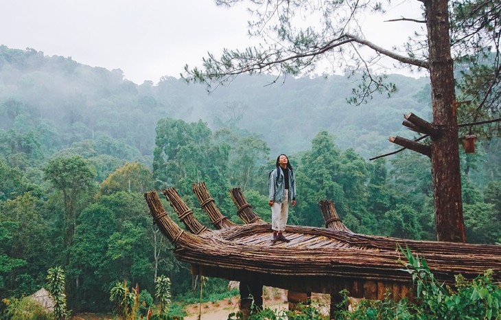 Khoai Lang Thang, Trần Đặng Đăng Khoa, Quỷ Cốc Tử... và MV Việt Nam những chuyến đi - Ảnh 9.