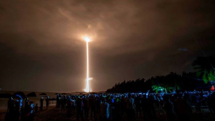 Trung Quốc phủ nhận thử tên lửa hạt nhân có thể bay 6.200km/h - Ảnh 1.