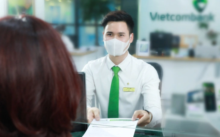 Vietcombank và khách hàng hợp lực phục hồi kinh tế