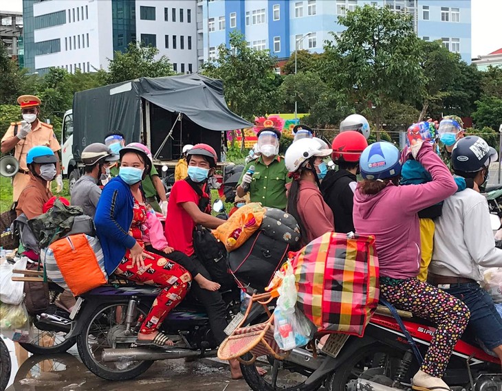 Cà Mau kiến nghị trung ương hỗ trợ đội ngũ y tế và vắc xin - Ảnh 1. Cà Mau kiến nghị trung ương hỗ trợ đội ngũ y tế và vắc xin - Ảnh 1.