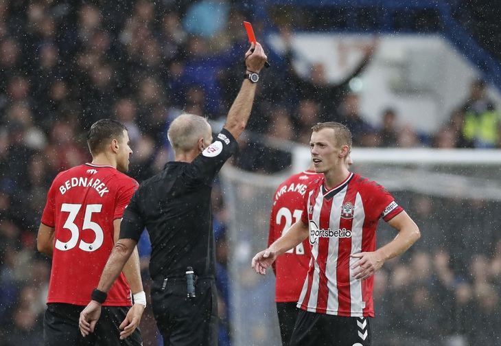 Chelsea thắng Southampton, vươn lên đầu bảng - Ảnh 2.