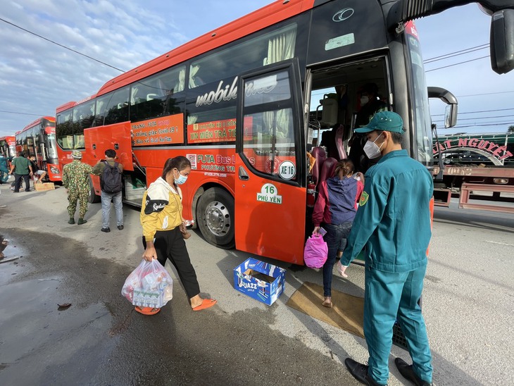 Phương Trang xin tiếp tục gia hạn chuyến xe 0 đồng, hỗ trợ đi lại lúc ‘bình thường mới’ - Ảnh 1.