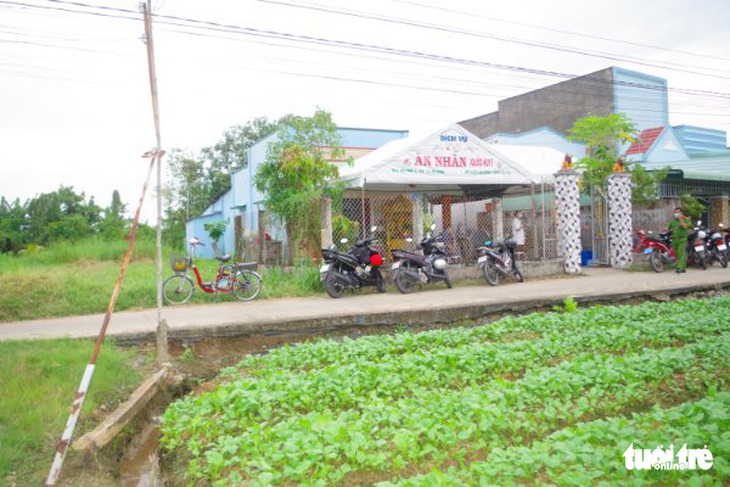 Nghi án người đàn ông 63 tuổi bị sát hại rồi đốt cháy ở Tiền Giang - Ảnh 1. Nghi án người đàn ông 63 tuổi bị sát hại rồi đốt cháy ở Tiền Giang - Ảnh 1.