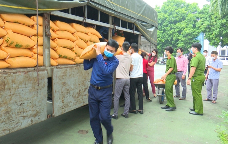 Phú Thọ: Nhiều nhân viên nhà hàng cung cấp suất ăn công nghiệp là F0 - Ảnh 1.