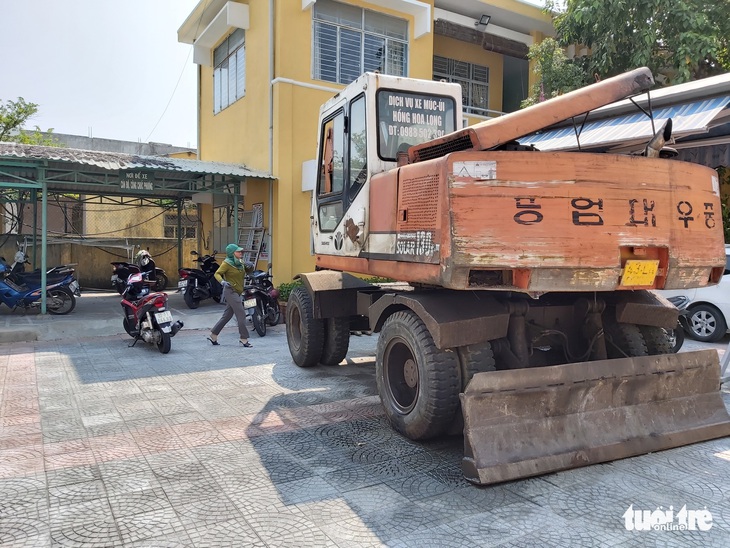 Bị phường giữ xe trái luật, kiện đòi bồi thường 1,7 tỉ đồng, án sơ thẩm tuyên 14 triệu - Ảnh 2.