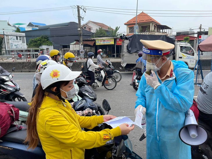 TP.HCM sẽ có phương án đi lại riêng với từng tỉnh Bình Dương, Đồng Nai, Long An, Tây Ninh - Ảnh 1.