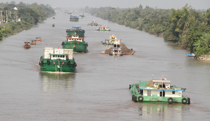 Nhiều hiệp hội cùng kiến nghị TP.HCM miễn, giảm phí hạ tầng cảng biển - Ảnh 1.