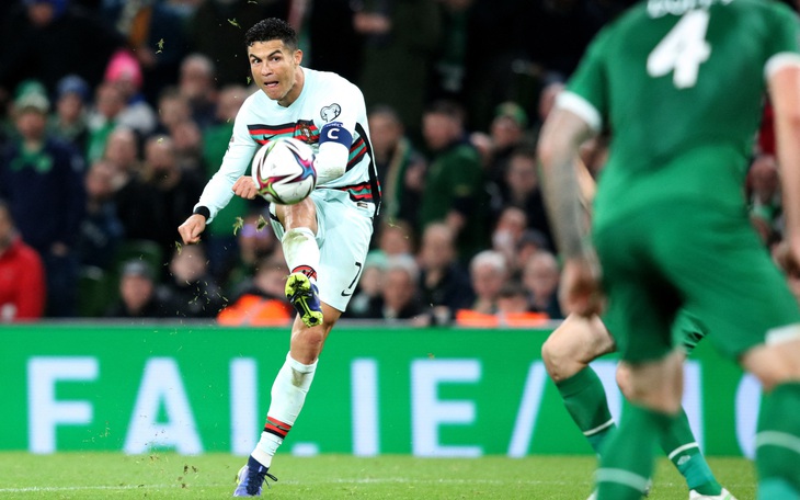 Vòng loại World Cup 2022 khu vực châu Âu: Bồ Đào Nha cũng khổ như… M.U