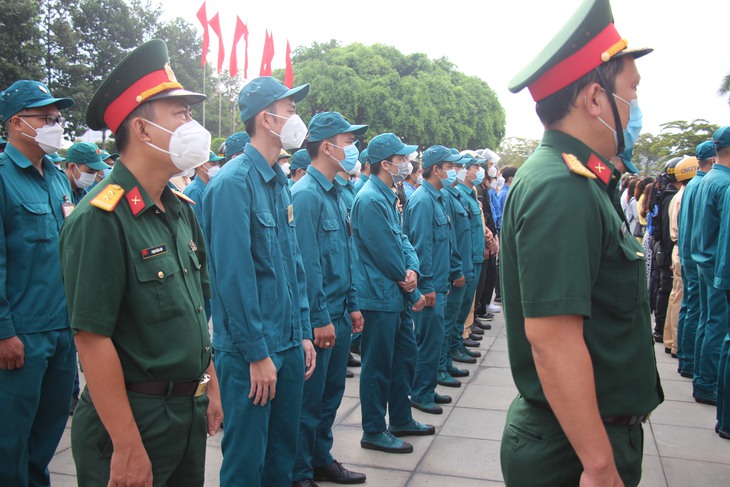 F0 tăng, Thủ Đức ra quân 2.000 người về cơ sở chống dịch - Ảnh 3. F0 tăng, Thủ Đức ra quân 2.000 người về cơ sở chống dịch - Ảnh 3.