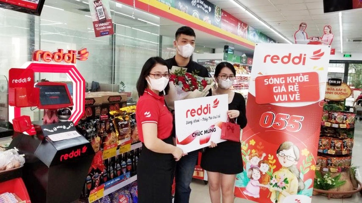 Thông điệp kết nối cuộc sống đến từ nhà mạng Reddi - Ảnh 1. Thông điệp kết nối cuộc sống đến từ nhà mạng Reddi - Ảnh 1.