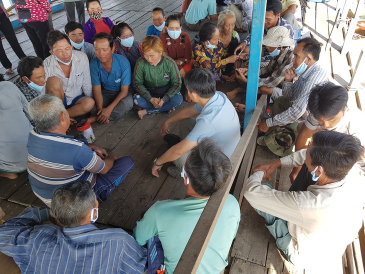 Người Việt dần xa Biển hồ Tonle Sap - Kỳ 3: Những chuyến xe đến tương lai - Ảnh 1.