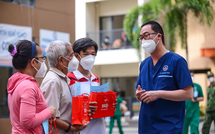 Tin sáng 9-11: Số ca mắc tăng, TP.HCM mở rộng xét nghiệm, không hạn chế đi lại