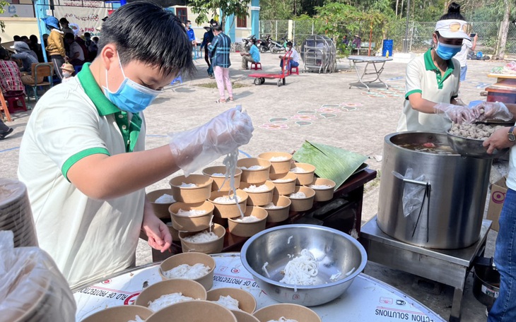 Phở trong tôi không chỉ có tình yêu, mà cả nỗi nhớ