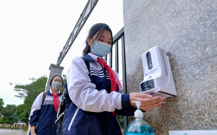 Hà Nội dừng học trực tiếp tại 10 quận, huyện