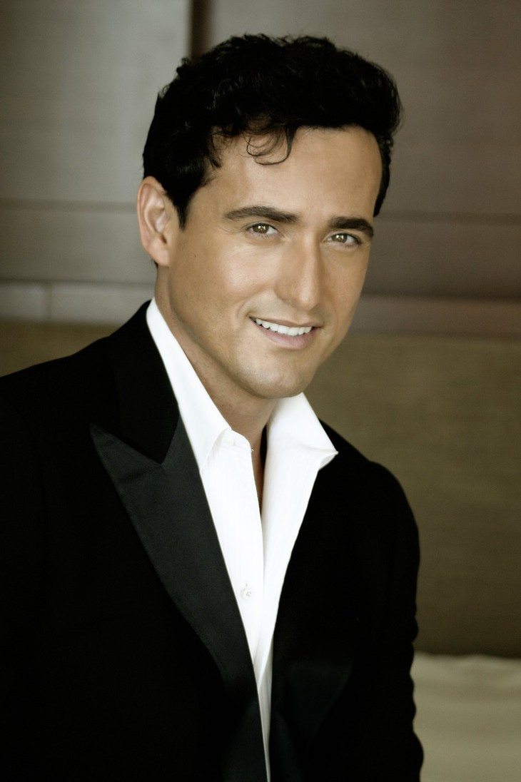 Danh ca nhóm Il Divo Carlos Marín qua đời ở tuổi 53 - Ảnh 1. Danh ca nhóm Il Divo Carlos Marín qua đời ở tuổi 53 - Ảnh 1.